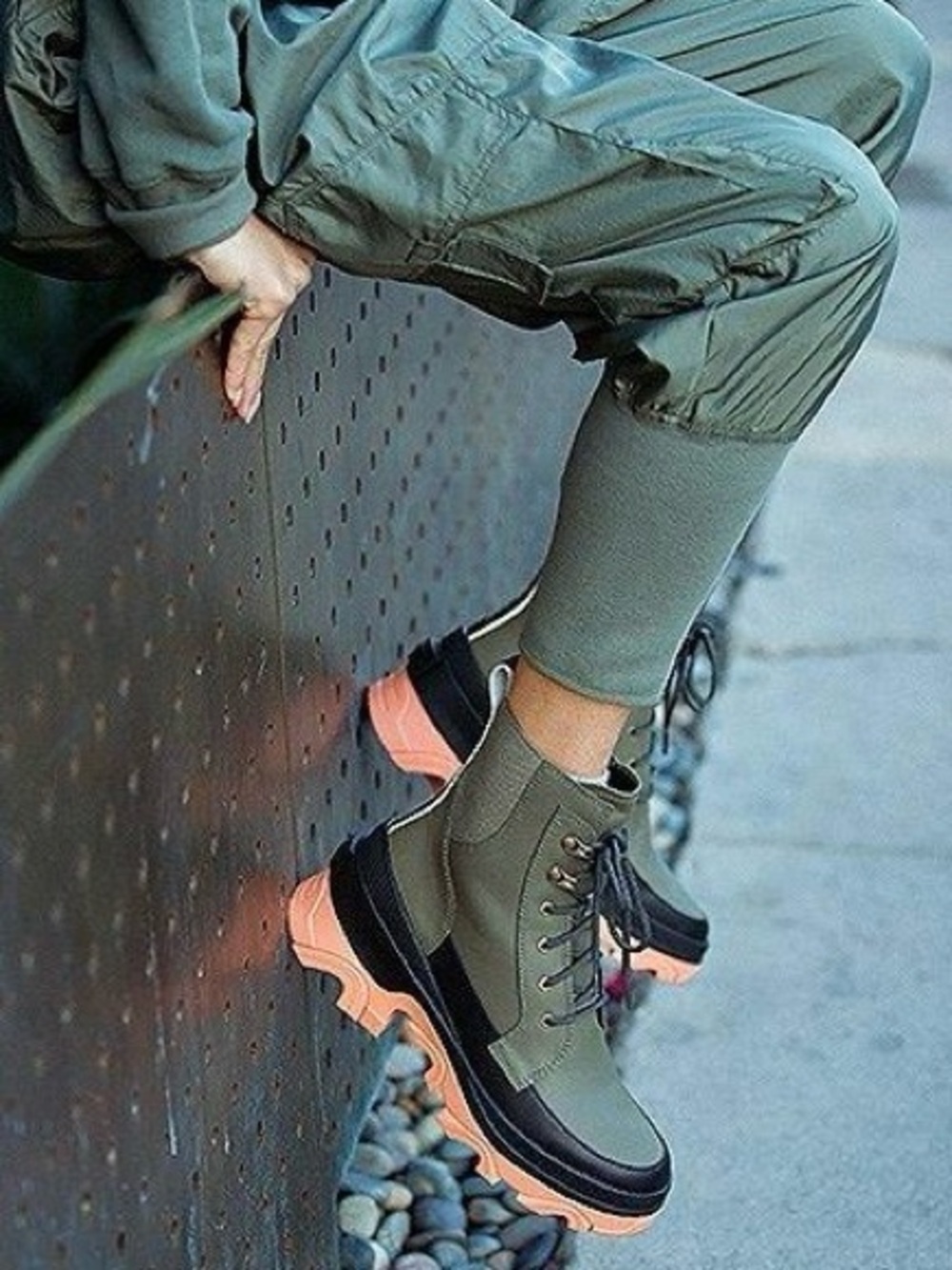 Free People Movement x SOREL Brex Lace Waterproof Boot Olive Orange Sz 8 - Picture 9 of 10